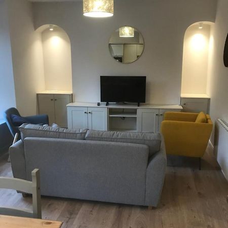 Eyre Luxury Apartment Голвей Екстер'єр фото
